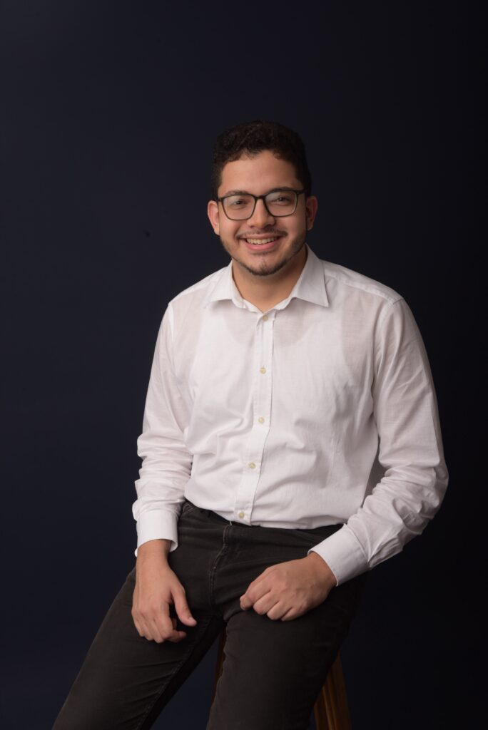 Contraste RD | Nosotros